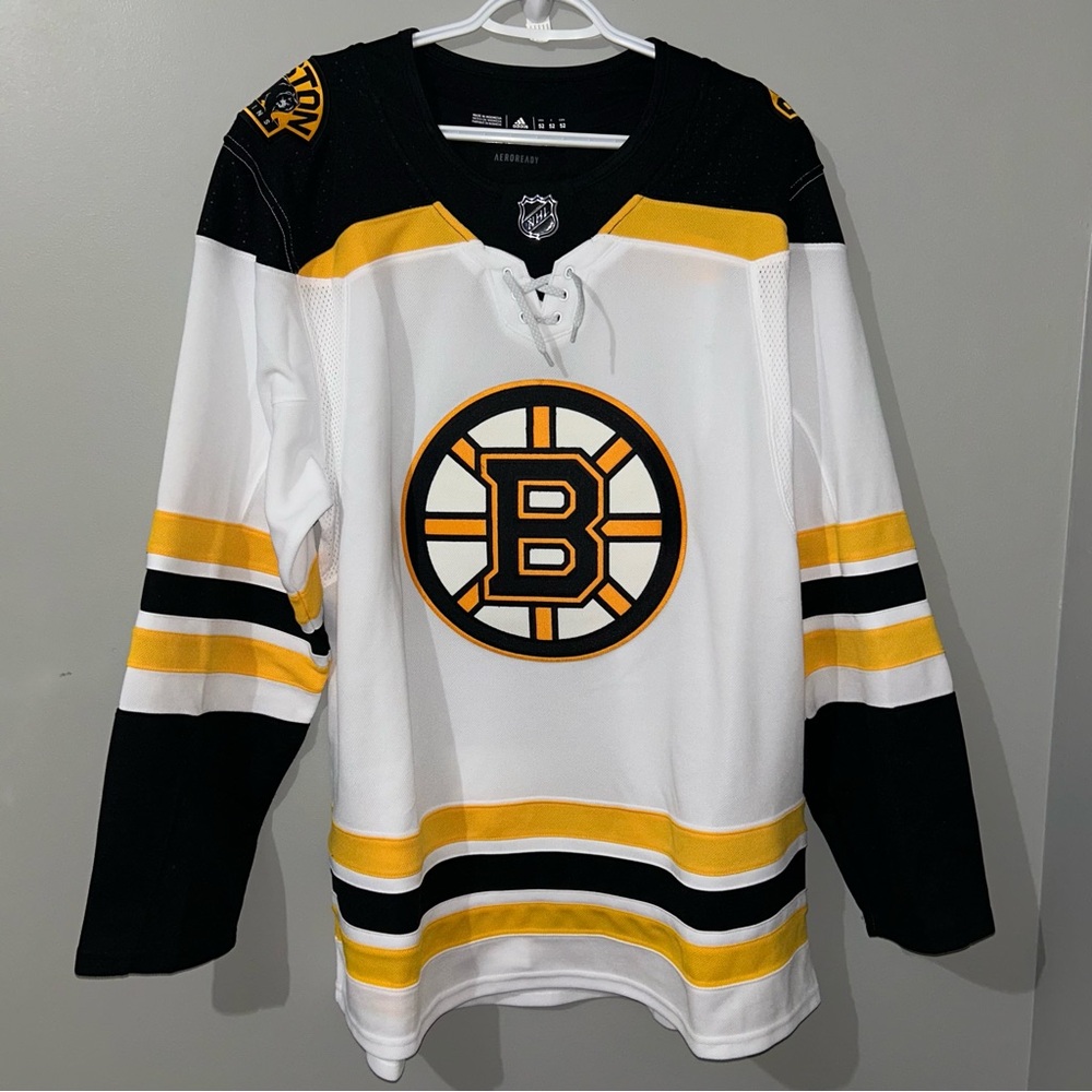Adidas Boston Bruins Men’s 52 Jersey